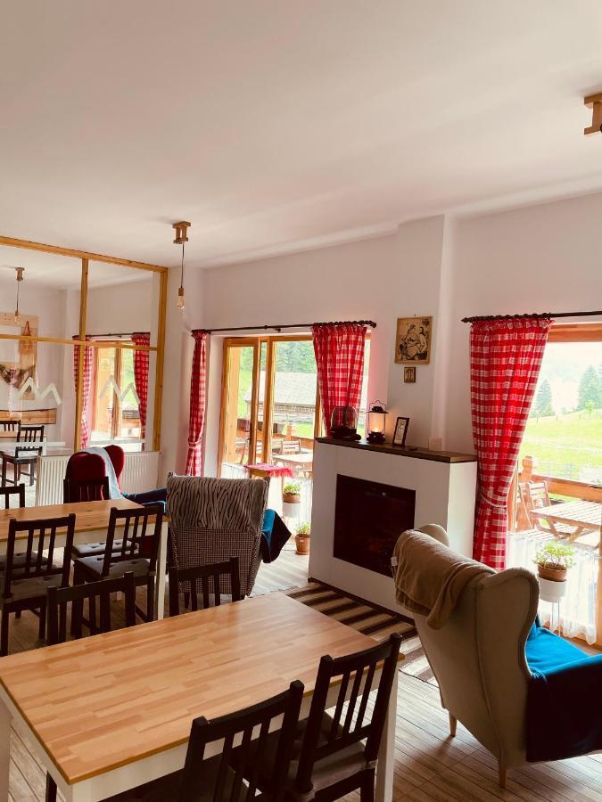 Andolia Villa Moeciu De Sus Buitenkant foto